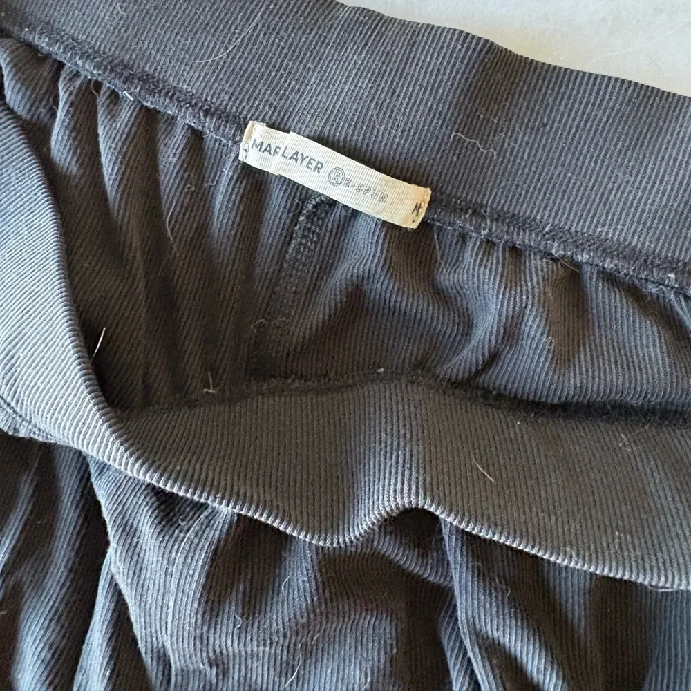 Marine Layer Ruffle Shorts - Picture 2 of 6